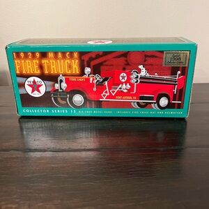 SPECIAL 1998 Collectors Edition -1929 Mack Fire Truck Bank - Gold and Red